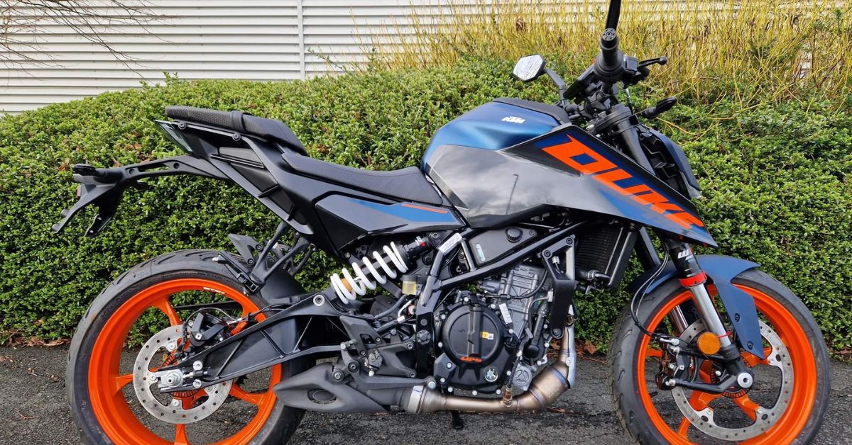 KTM Duke 125